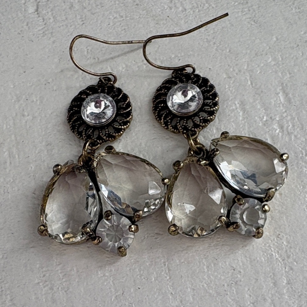 Elegant Silver Crystal Drop Earrings